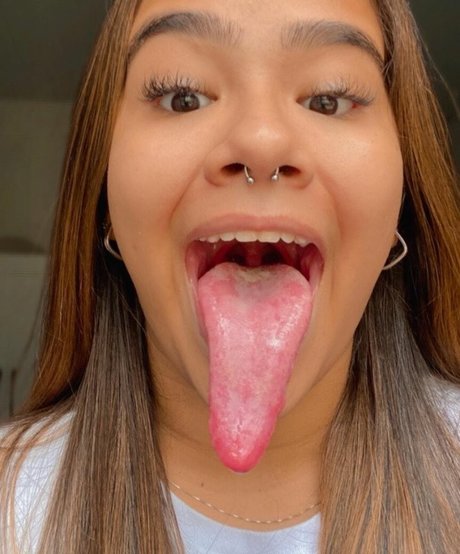 stefannyribeiro star hot pictures