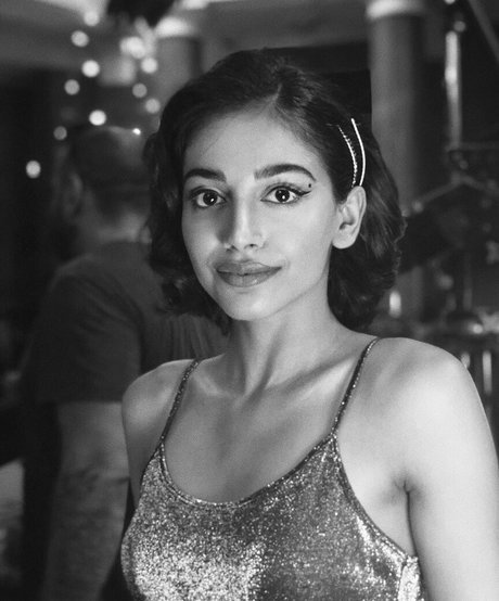 Banita Sandhu star nice archive