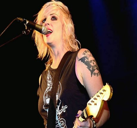 Brody Dalle porn model picture