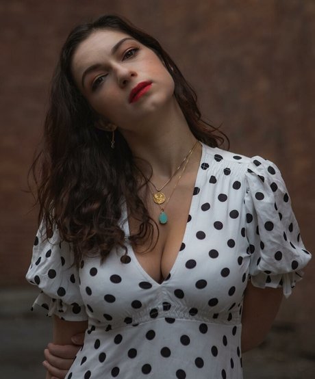 Sydney Meyer model best photos