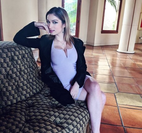 Sydney Meyer model perfect photo