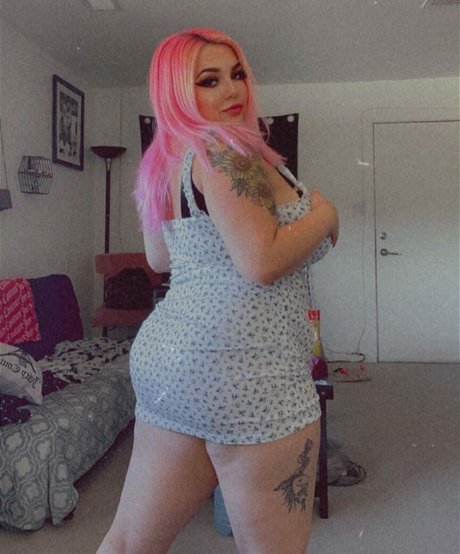drearoseee high quality model image