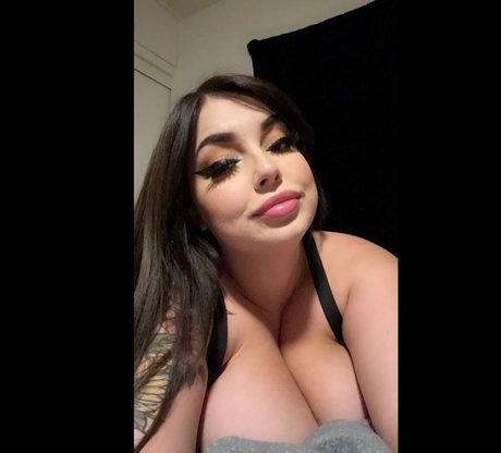 drearoseee erotic pornstar pic