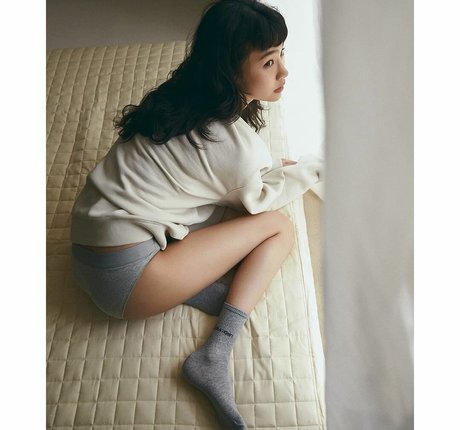 Jung Ho yeon star adult photo