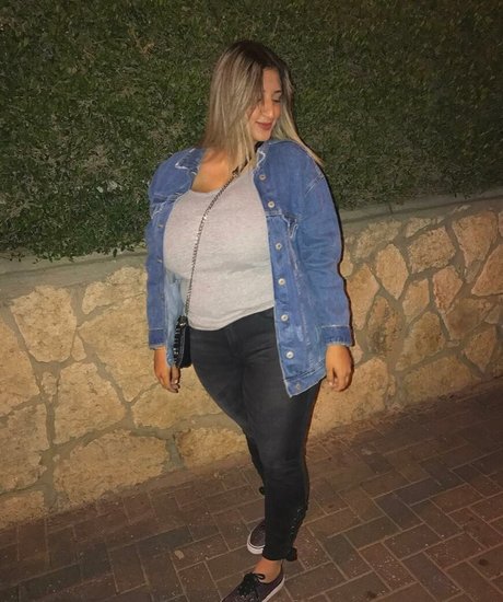 big labia onlyfans exclusive pic