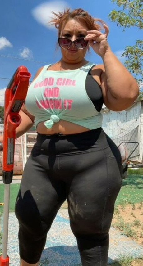 curvy blonde onlyfans exclusive picture