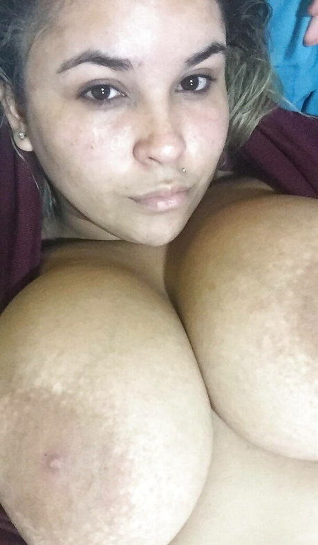 Leishla Gomez pornstar galleries
