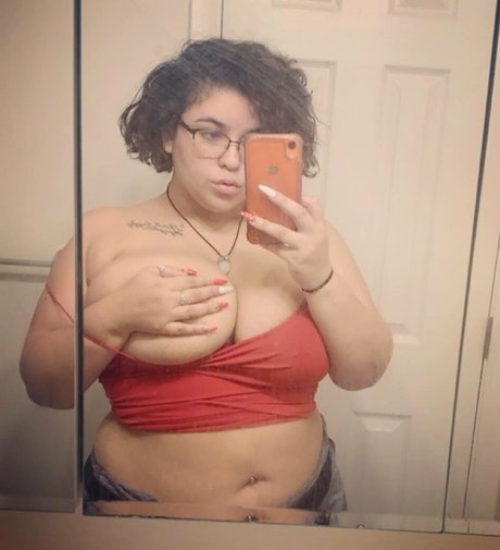 Leishla Gomez model sexy photos