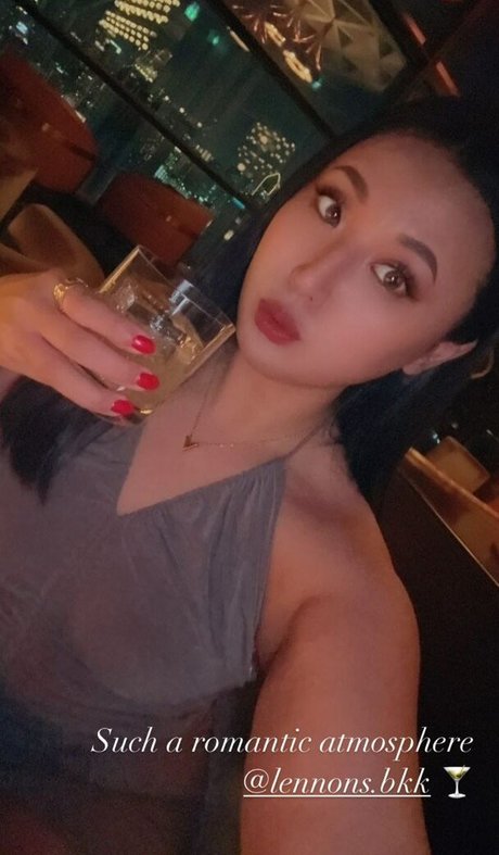 Yurino Hana hot star pictures