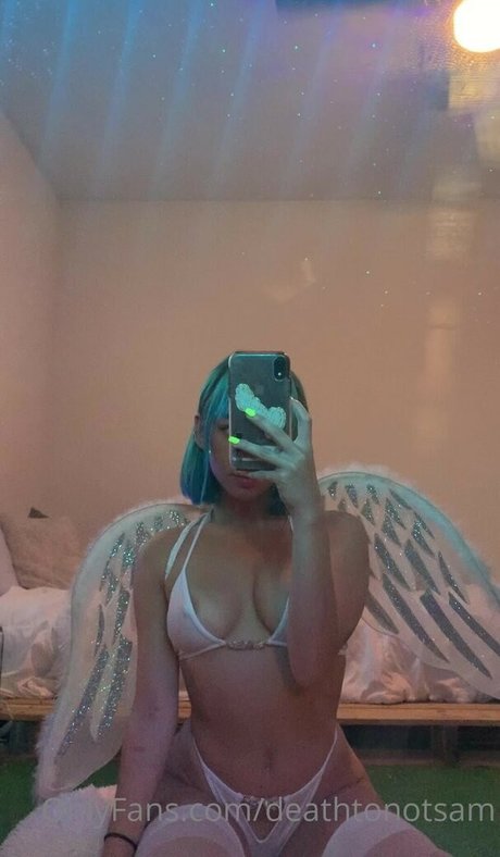 deathtonotsam model nude archive