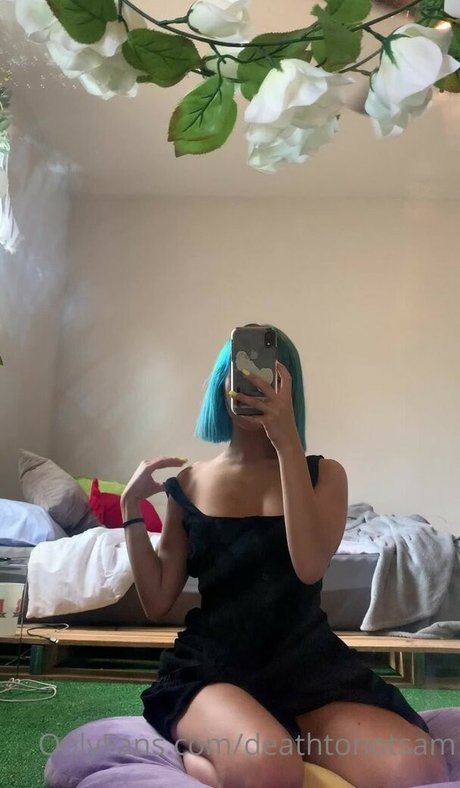 deathtonotsam hot model gallery