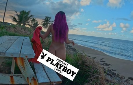 big labia onlyfans naked pic