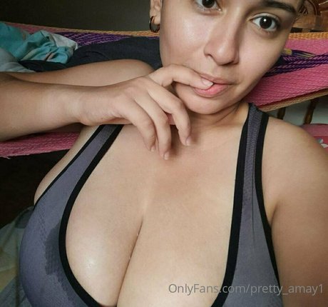 Amay erotic model pic