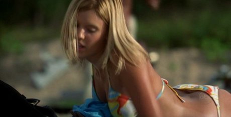 Maggie Grace nude star img