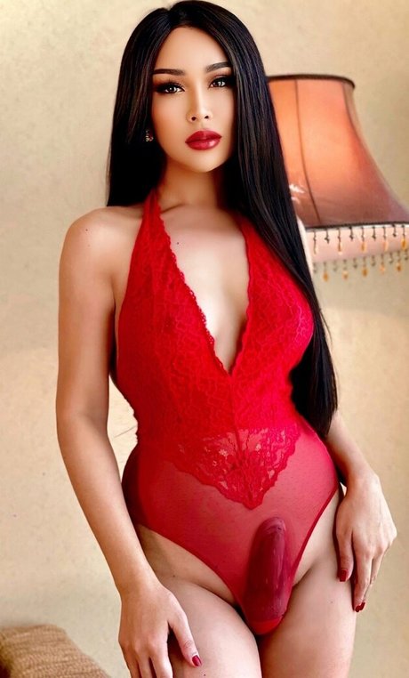 ployshayada model perfect pic