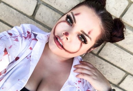 Lilly Zamora star sex archive