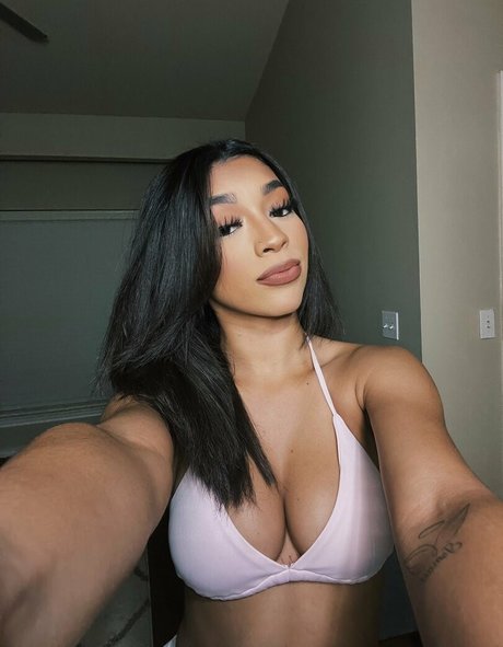 bryonceee model free img
