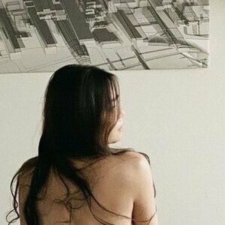 suz owo free actress pictures