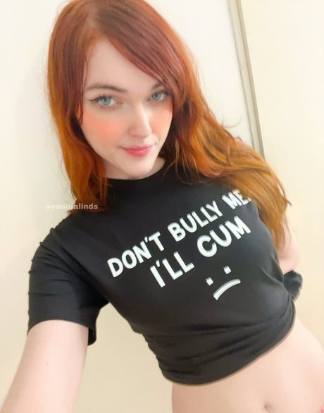 Lindsay Vanilla sex actress img