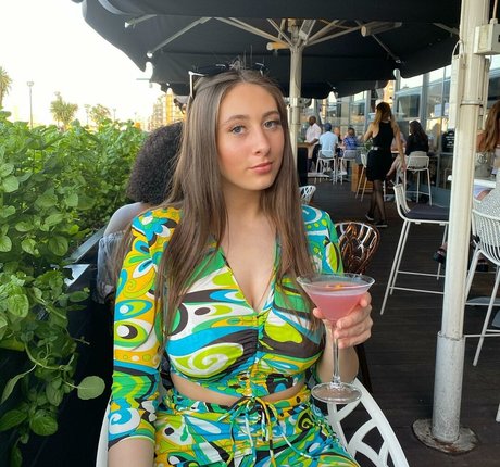 Soph Alice nude pornstar pic