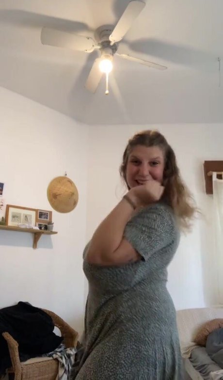 Ori Yaron adult actress image