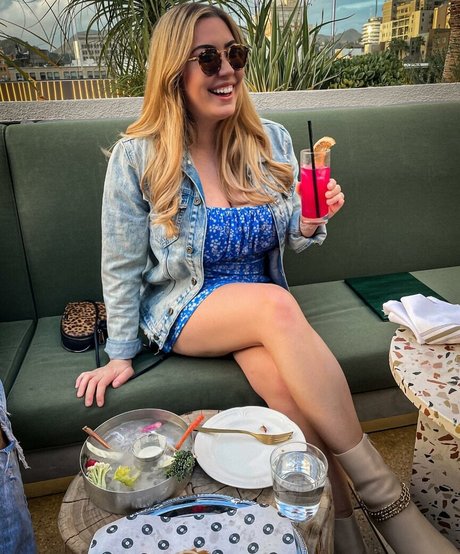 knees onlyfans hd photo