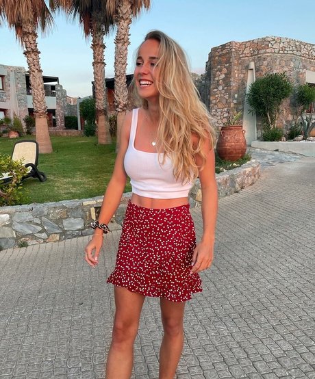 Giulia Gwinn pornstar perfect pic
