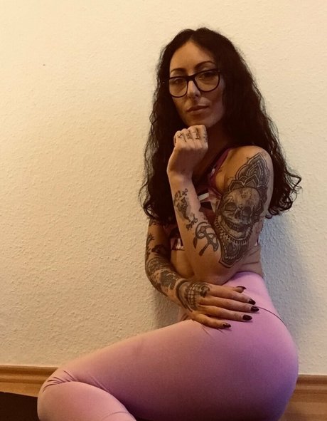 Mistress Elena ASMR perfect star img