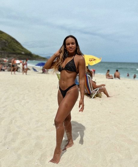 Rebeca Andrade pornographic actress gallery