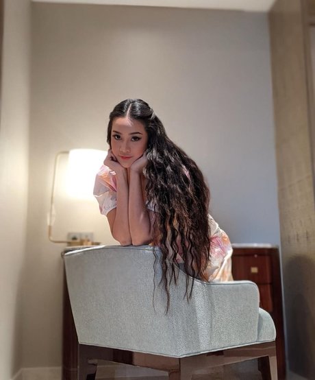Anya Geraldine sex model pictures