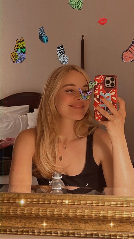Holly Ramsay nice star galleries