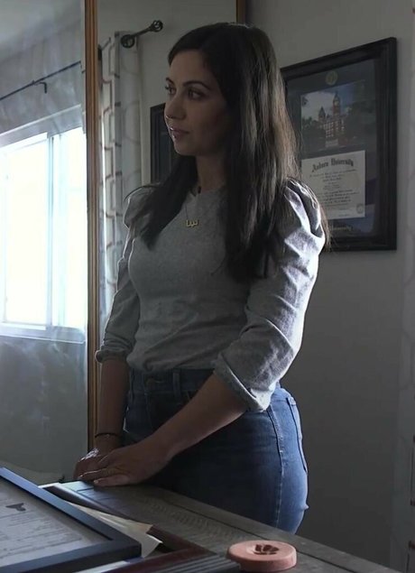 Dena TakruriAJ erotic actress archive