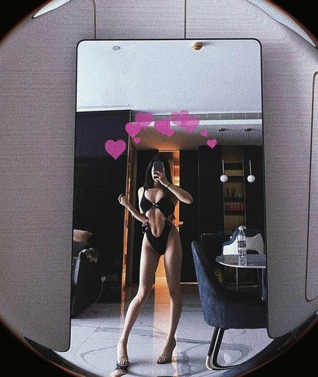Luna Hwang sex pornstar pic