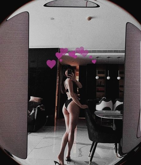 Luna Hwang perfect pornstar images
