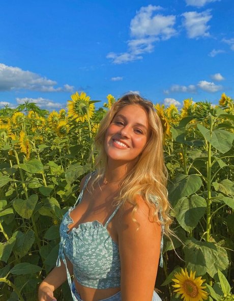 Gracie Diewald porn model picture