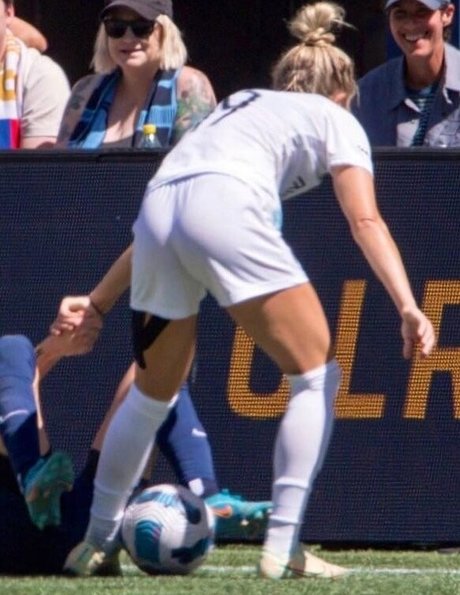 Kristie Mewis top profile image