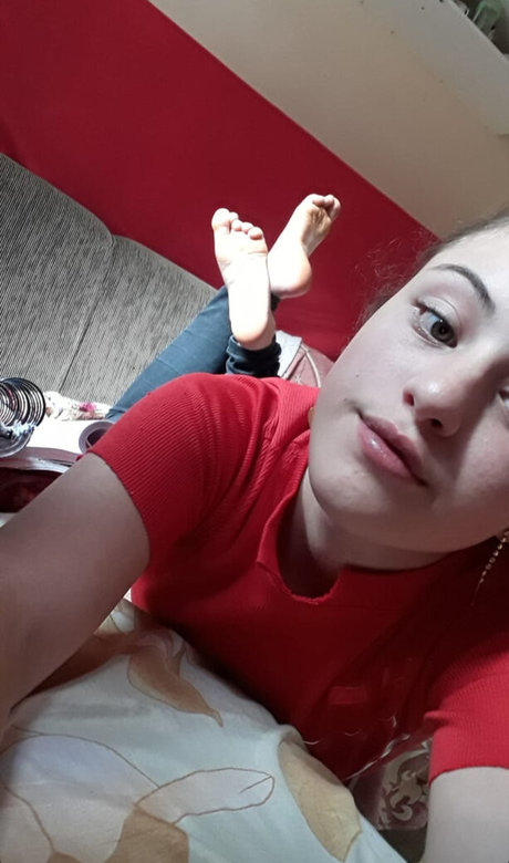 Pezinhos Da Jhenny model pornographic images