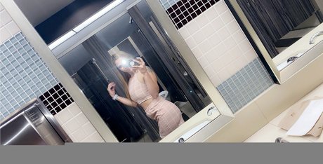 cort4shortt high quality actress image