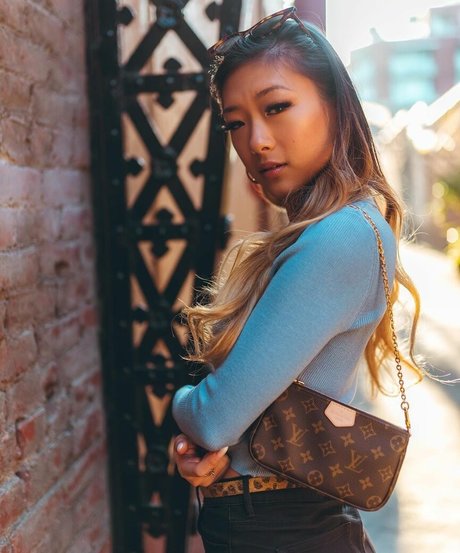 Gloriawuuu sexy model pictures