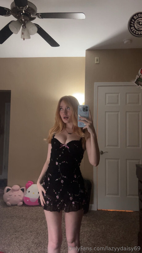 Lazyydaisy69 model free picture