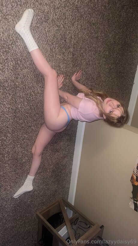 Lazyydaisy69 sexy star img