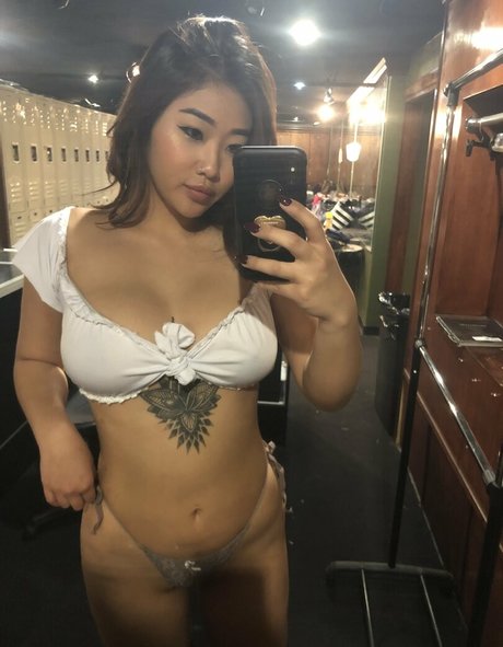 sports star onlyfans erotic image