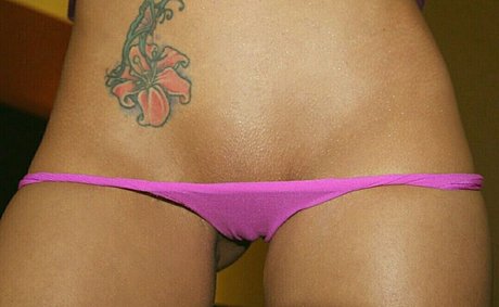 Krystal a fit adult model picture