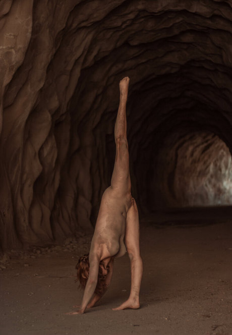 Kayla Coyote model free image