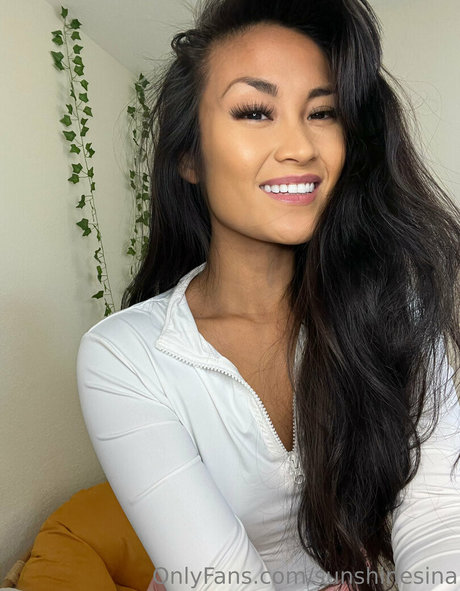 sunshinesinababy top profile image