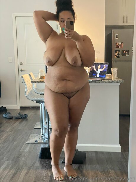 Ms Champagne free pornstar pics