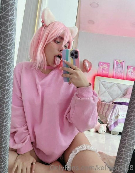 kellypink18 star photo