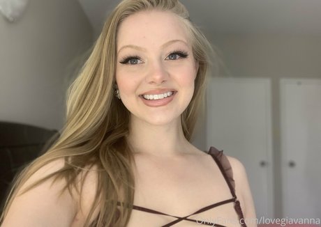 luvgiavanna perfect pornstar image