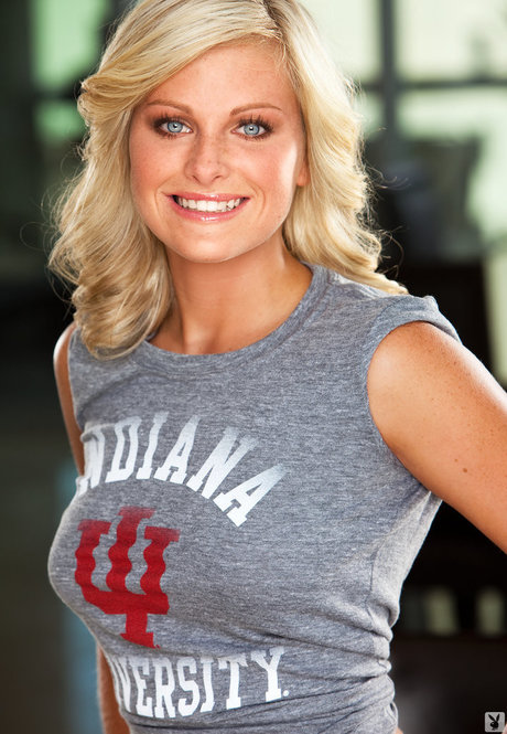 Aryka Lynne model hot photos