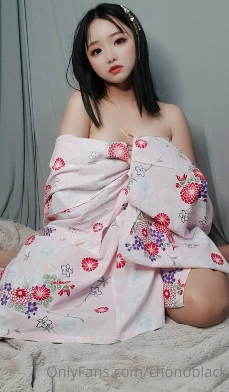 Chono Black top model gallery